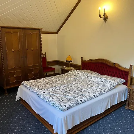 Veszpremvoelgyi Kuria Guest house *