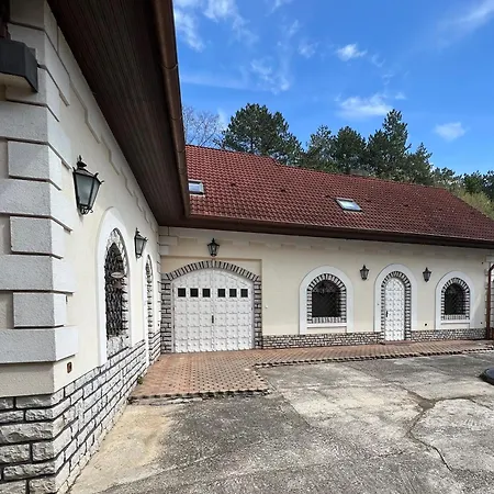 Guest house Veszpremvoelgyi Kuria